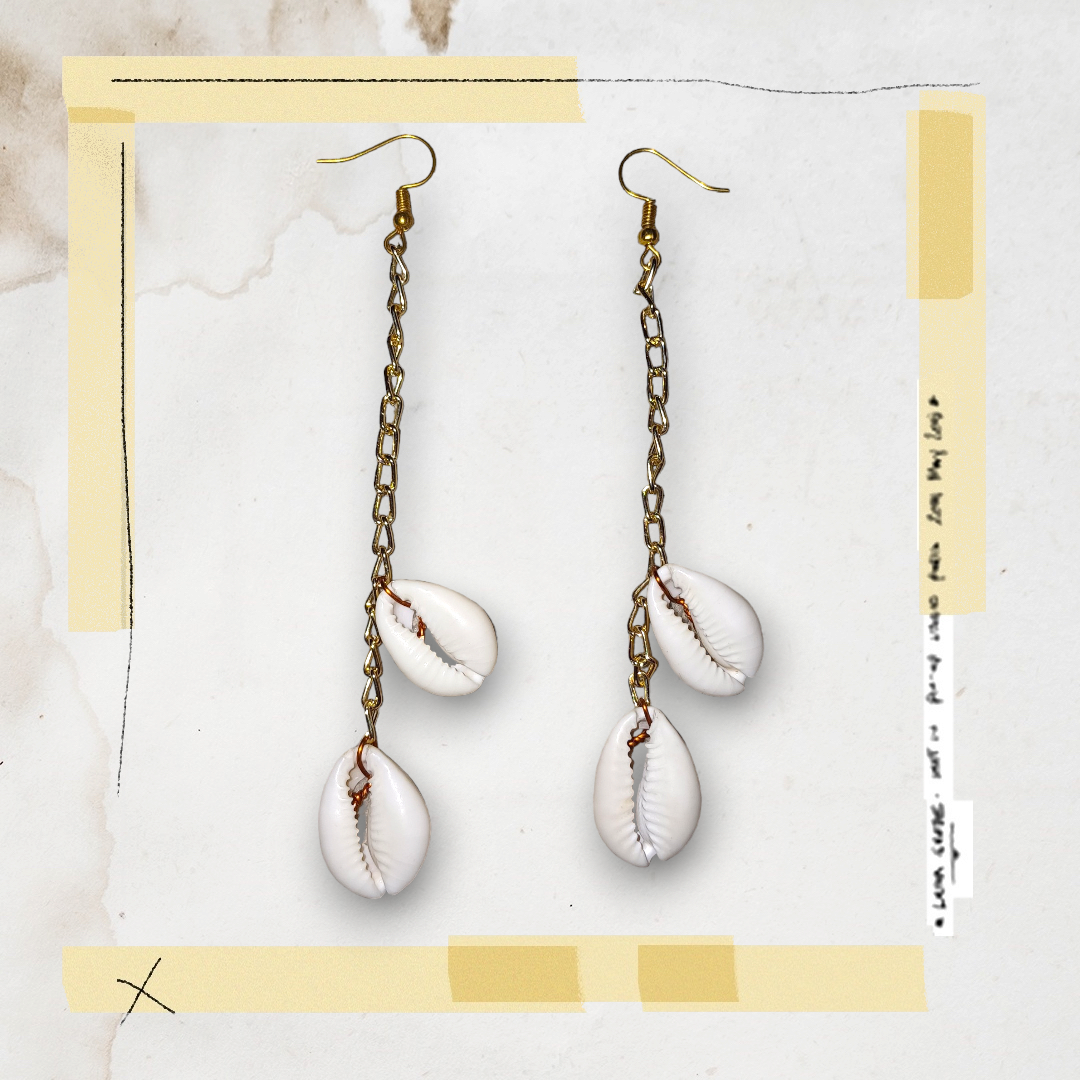 BOUCLES D'OREILLES EN VÉRITABLE CAURIS